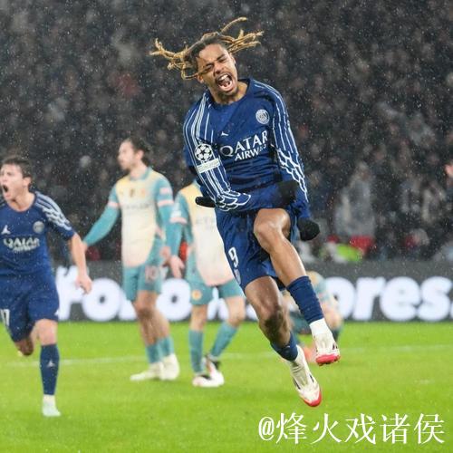 欧冠-马尔基尼奥斯闪电进球巴尔科拉点球不中 巴黎4-0横扫亚特兰大